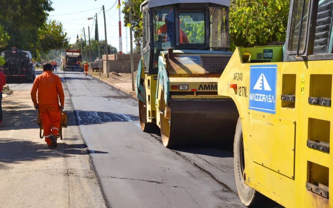 Comenz El Reasfaltado De Calles En La Ciudad Y Distritos Diario