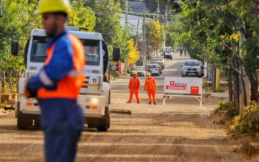 Quintela verificó la ejecución de más de cien cuadras de asfalto en