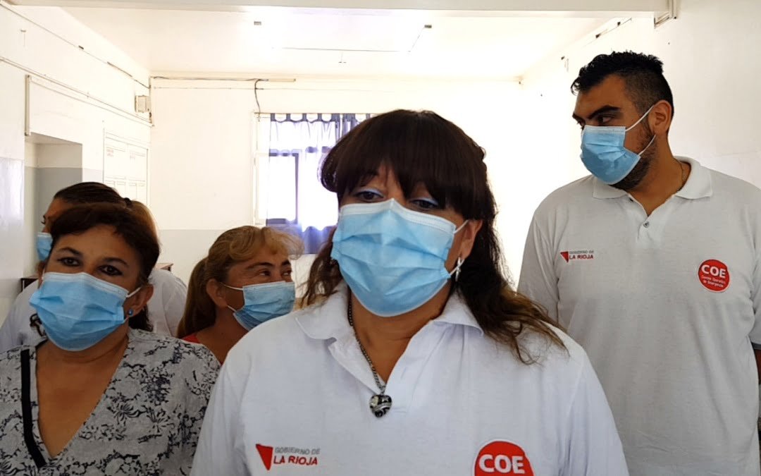 Pese al reclamo salarial, sigue la campaña nacional de vacunación