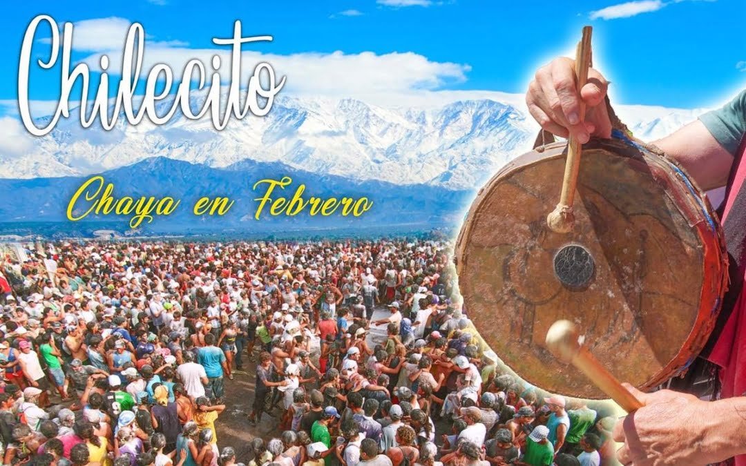 Artesana presentó su proyecto de botellón chayero de calabaza