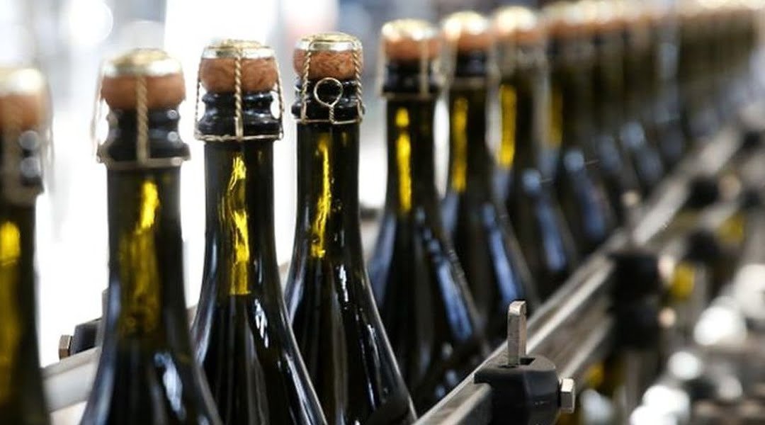 Con aportes de Nación, La Riojana comenzará a producir espumantes en Chilecito