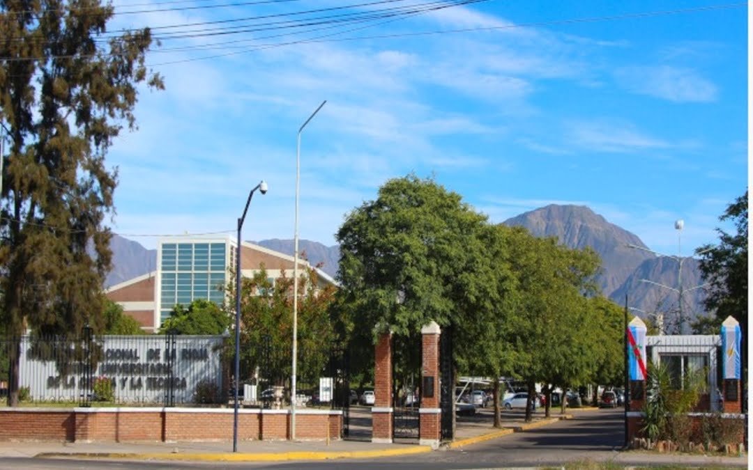 Provincia anuncia apertura de nueva vía en la UNLaR para descongestionar la avenida San Francisco