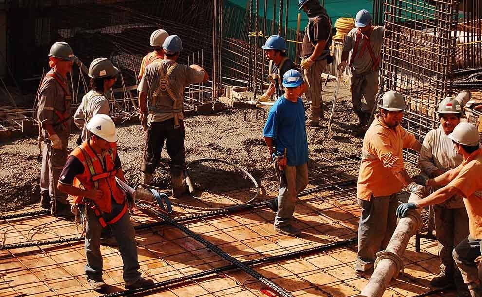 Construcción: En diciembre el sueldo promedio fue de $185.607 y quedó un 3,9% debajo de la inflación