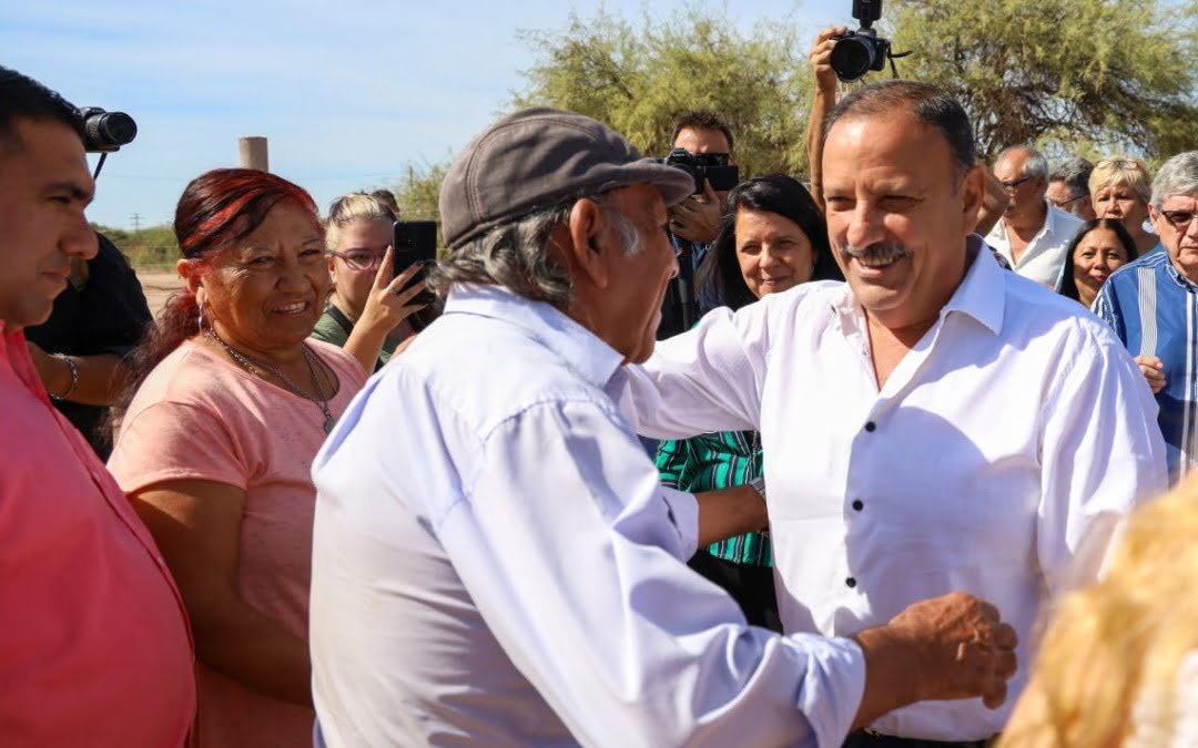 Quintela garantizó servicios esenciales como el agua y la luz para la zona rural