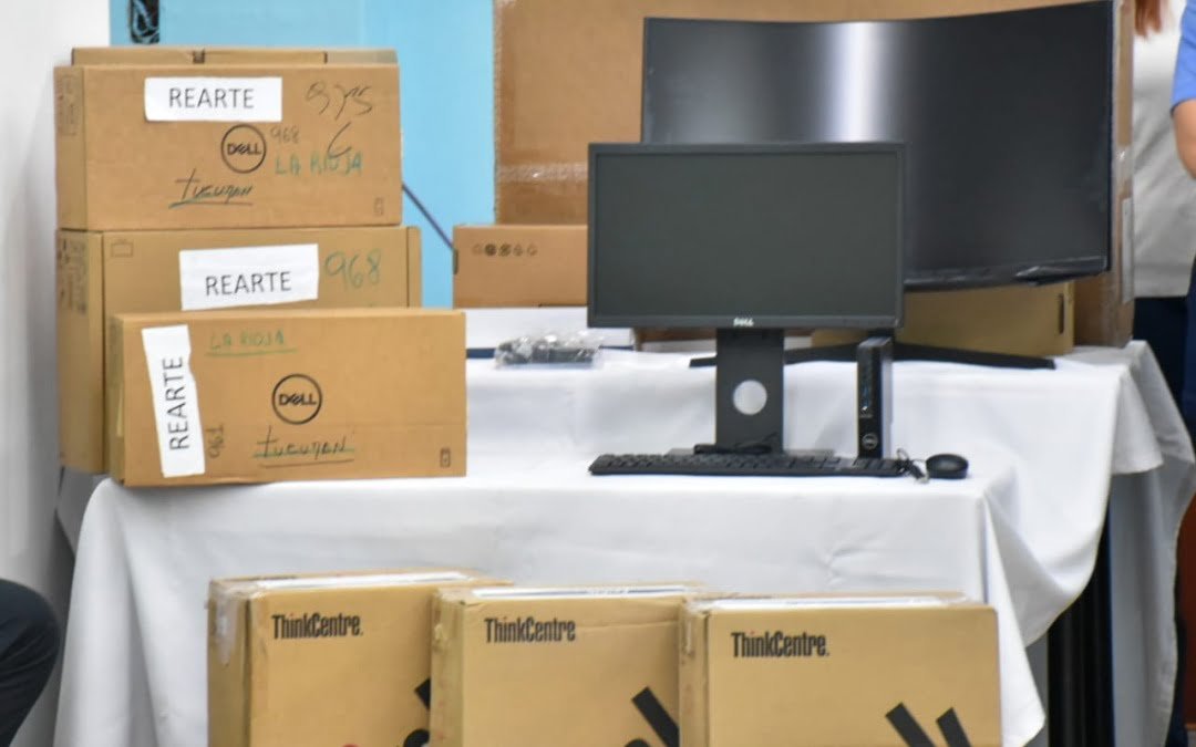 Refuerzo informático par áreas de investigación y planeamiento de la policía