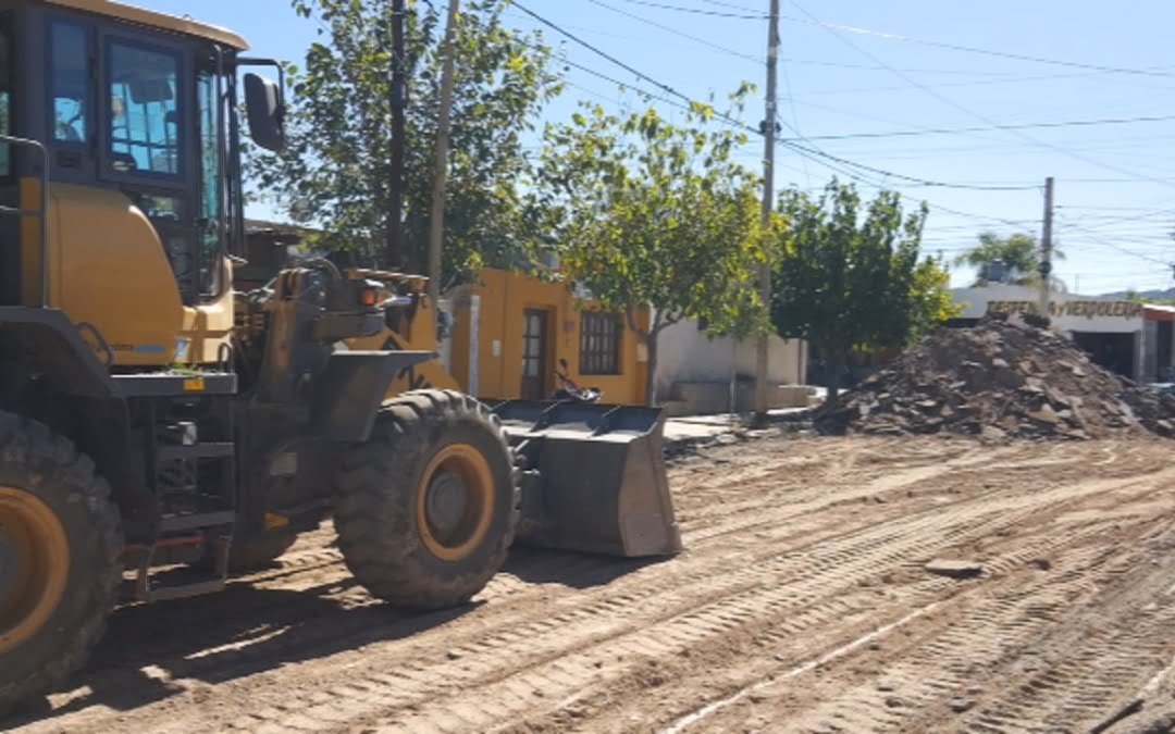 La Municipalidad realiza trabajos de asfaltado sobre calle San Martín
