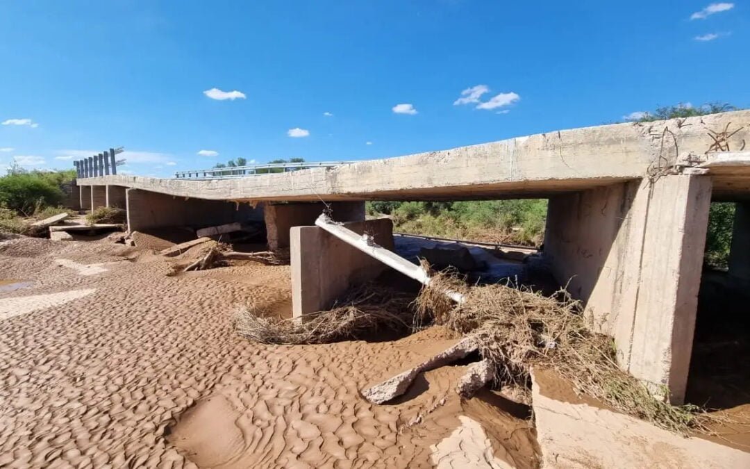 El Gobernador Ricardo Quintela anunció reconstrucción del puente en el Río El Telarillo