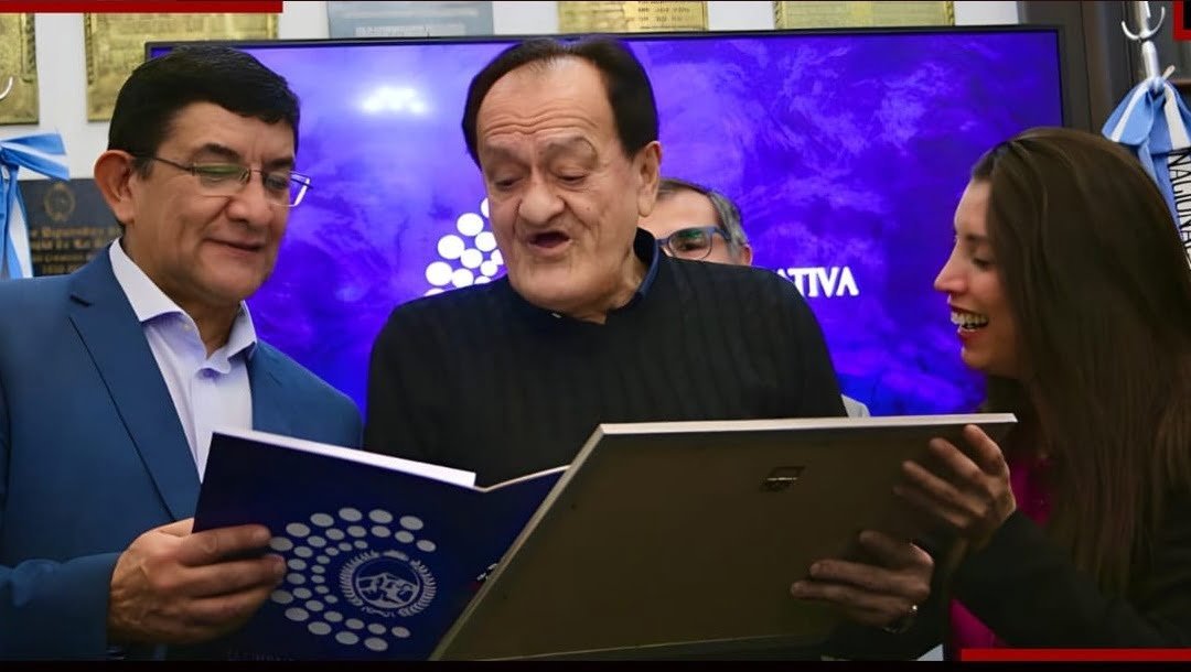 La Legislatura de La Rioja le rindió homenaje al humorista René Cárdenas por su aporte cultural