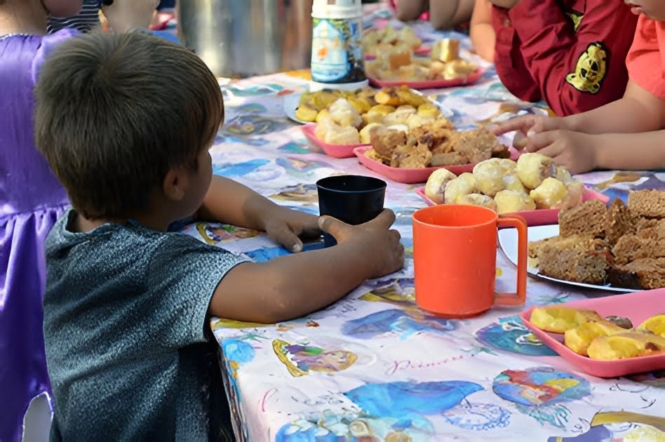 Organizan colecta para colaborar con el merendero “Pequeños Gigantes” de Sañogasta