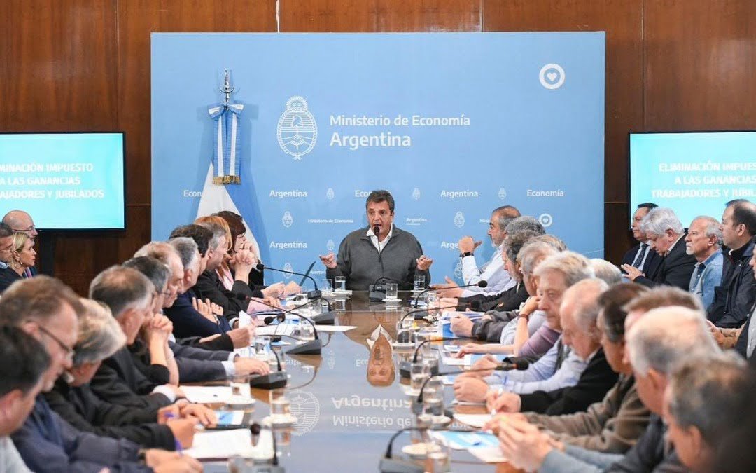 Sergio Massa: «Los trabajadores no pagan más impuesto a las ganancias»