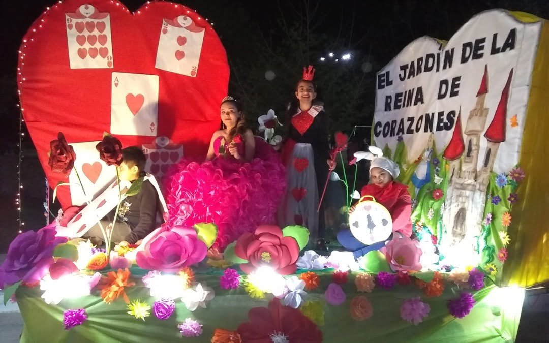 Desfile de Carrozas en Sañogasta