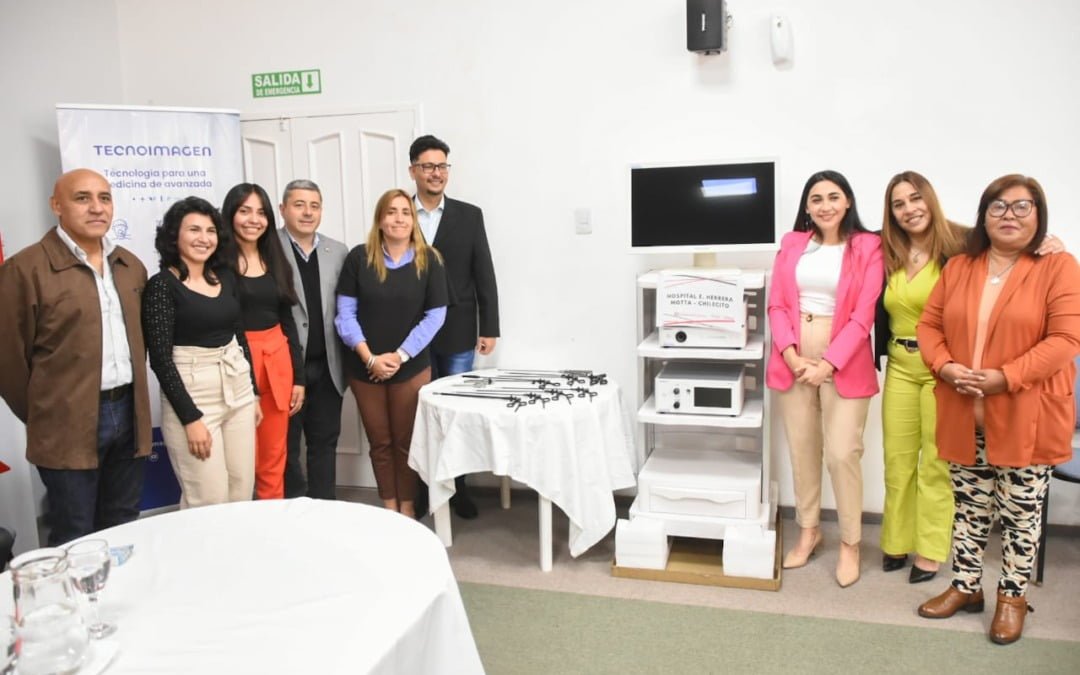 Salud: Entregan equipamiento para el hospital Eleazar Herrera Motta