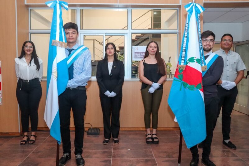 La UNDeC celebró la graduación de 69 nuevos profesionales en su 45º colación de grado y posgrado