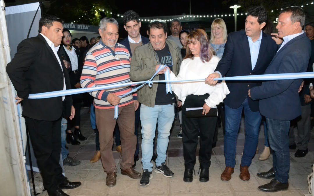 Se inauguró la Feria del Libro “Joaquín Huellas de Argentinidad” en Chilecito
