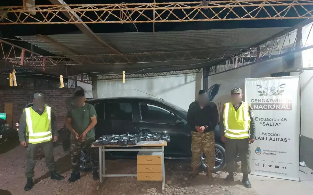Gendarmería encontró 22 kg de cocaína ocultos en un doble fondo de un auto en Salta