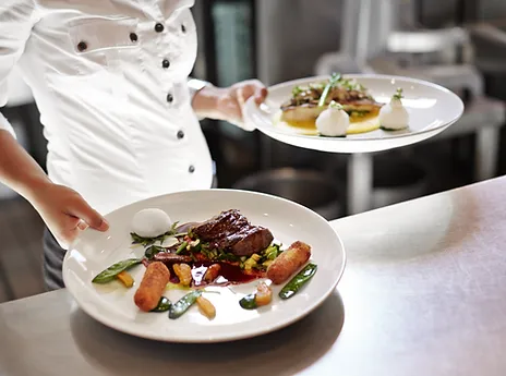 Comenzó este Martes la muestra gastronómica de la Escuela EPET II de Chilecito