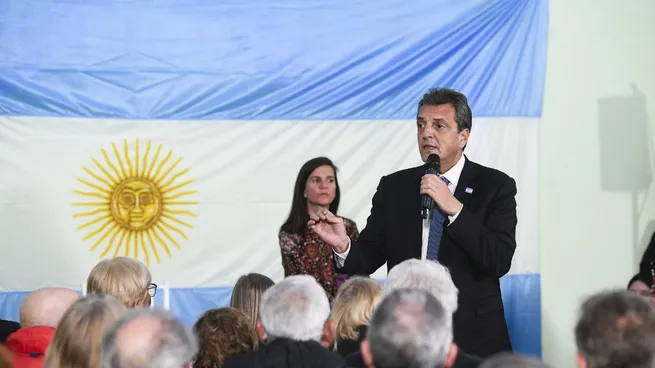 Massa desafió a JxC: «Si nos van a denunciar por ayudar a los jubilados, que nos denuncien»