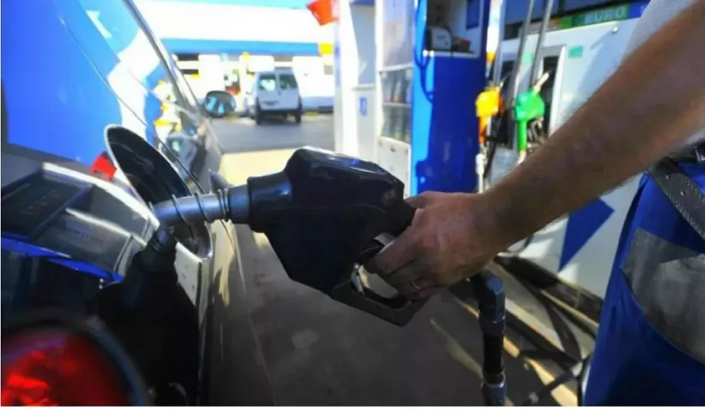 Se normalizó el expendio de combustible en Capital