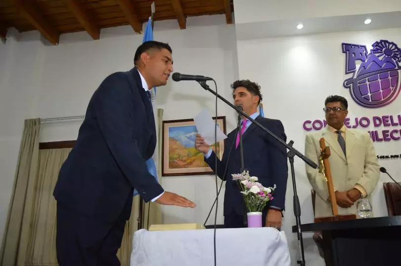 Vecinos de Barrio Mirador del Velasco, chocan con normas de Vialidad Nacional para resolver el ingreso al barrio