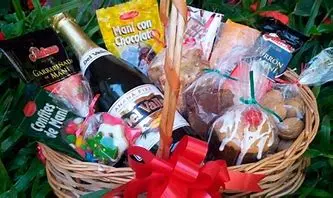 Cámara de Comercio junto a Comercio Interior buscan acordar precios de la canasta navideña