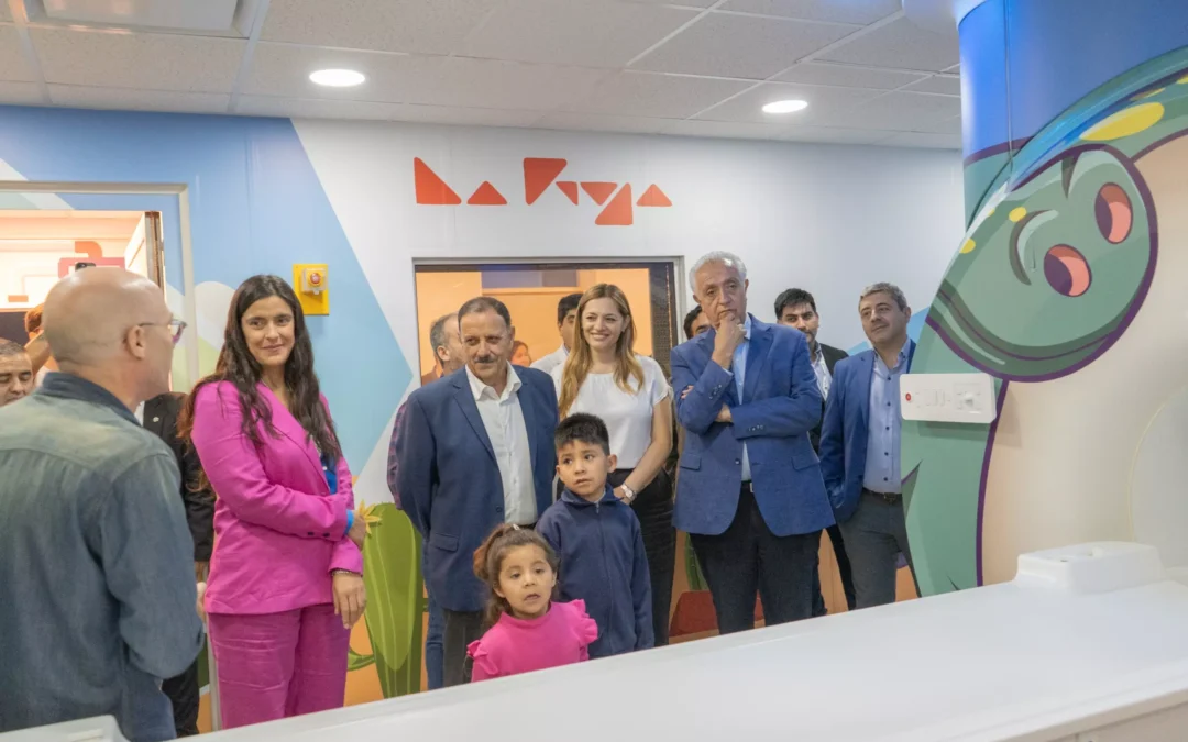 Capital: Quintela inauguró resonador en el Hospital de la Madre y el Niño