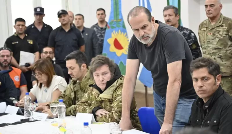 Milei visitó Bahía Blanca tras el temporal: “Van a lograr resolver esta situación con los recursos existentes”