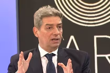 Presidente de la Corte Suprema, Horacio Rosatti: “Milei no puede sacar un DNU en temas tributarios y si es sobre tarifas debe  haber audiencia pública”.
