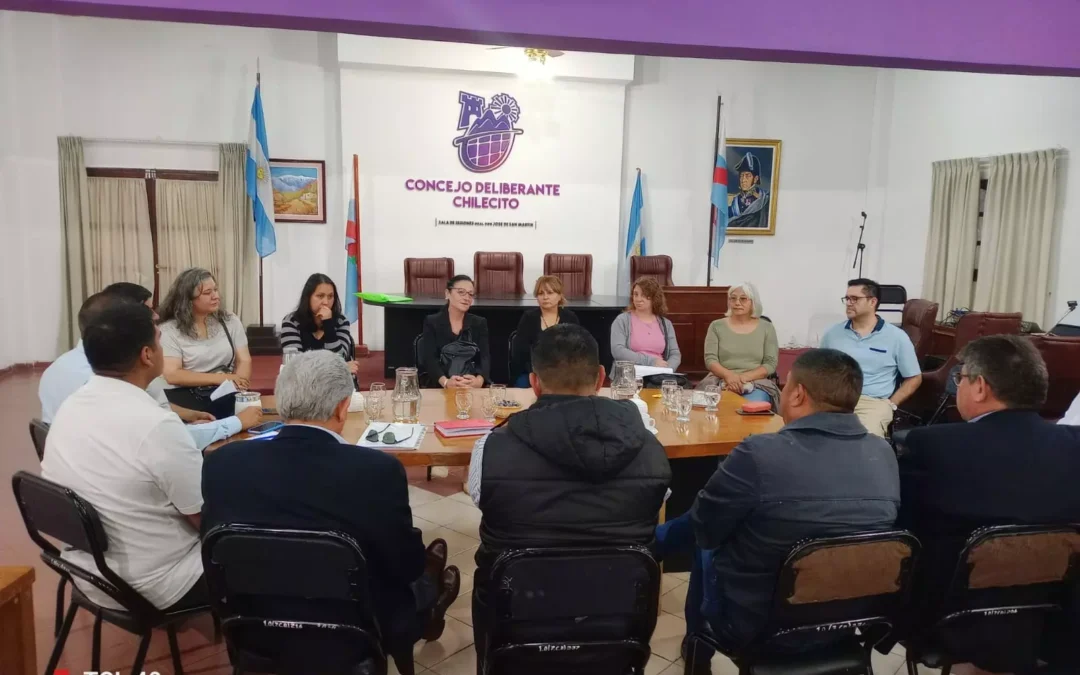 Piden a concejales mejoramiento urbano en los barrios Puesta del Sol y Mirador