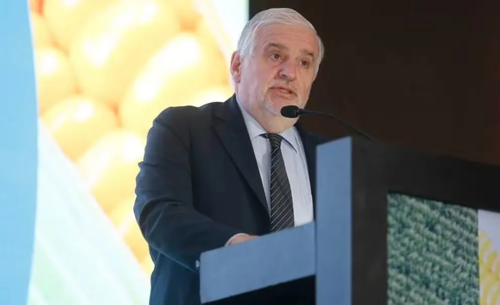 Nación aumentará retenciones a la soja y el vino; y da marcha atrás en otros 18 productos agrícolas