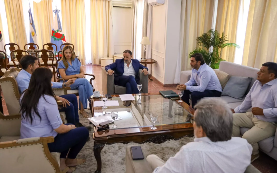 Quintela ratificó su voluntad de mejorar la situación salarial de los trabajadores sanitaristas