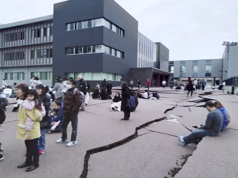 Sismo de 7,5 grados sacudió Japón dejando más de 48 fallecidos