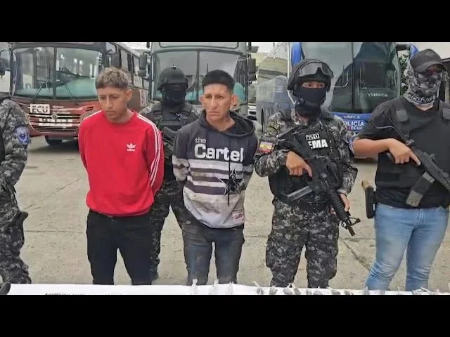 Ecuador: Detuvieron a dos personas de brazos armados de la mayor banda de narcotráfico de ese país
