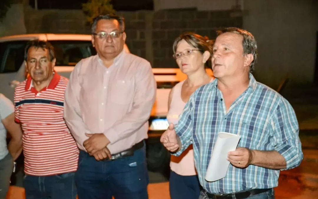 El municipio reiteró que para realizar obra pública, los vecinos que la requieran deberán aportar los materiales