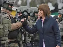 La ministra de Seguridad derogó la resolución que prohibía a Prefectura usar armas de fuego