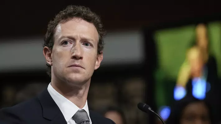 Mark Zuckerberg pidió perdón por no crear herramientas para frenar el abuso infantil en sus redes sociales