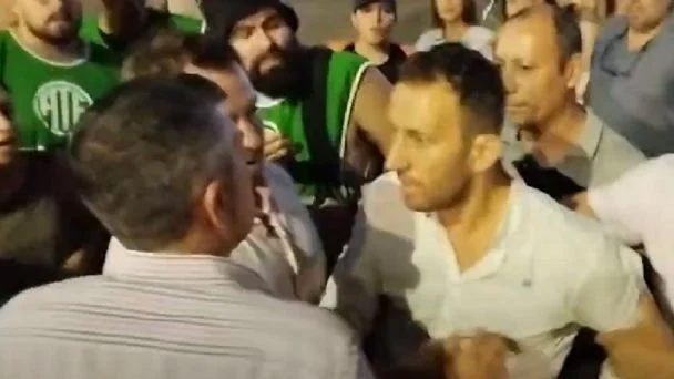 Río Negro: El presidente del Concejo Deliberante de Villa Regina quedó inconsciente tras ser golpeado por un manifestante