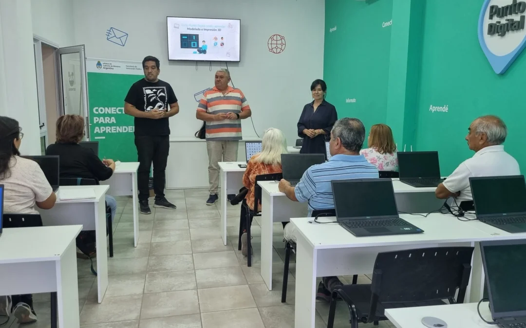 Arrancó el taller de alfabetización digital para adultos mayores