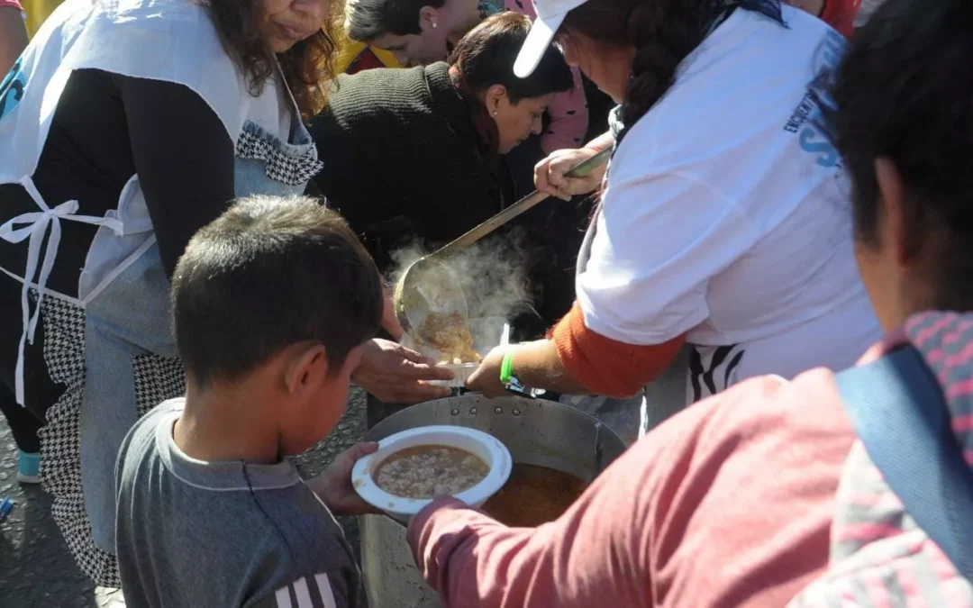 La Iglesia se expresó acerca de las 5 mil toneladas de alimentos guardadas por Nación: «Nos preocupa que se pierda esta sensibilidad frente al derecho al alimento»