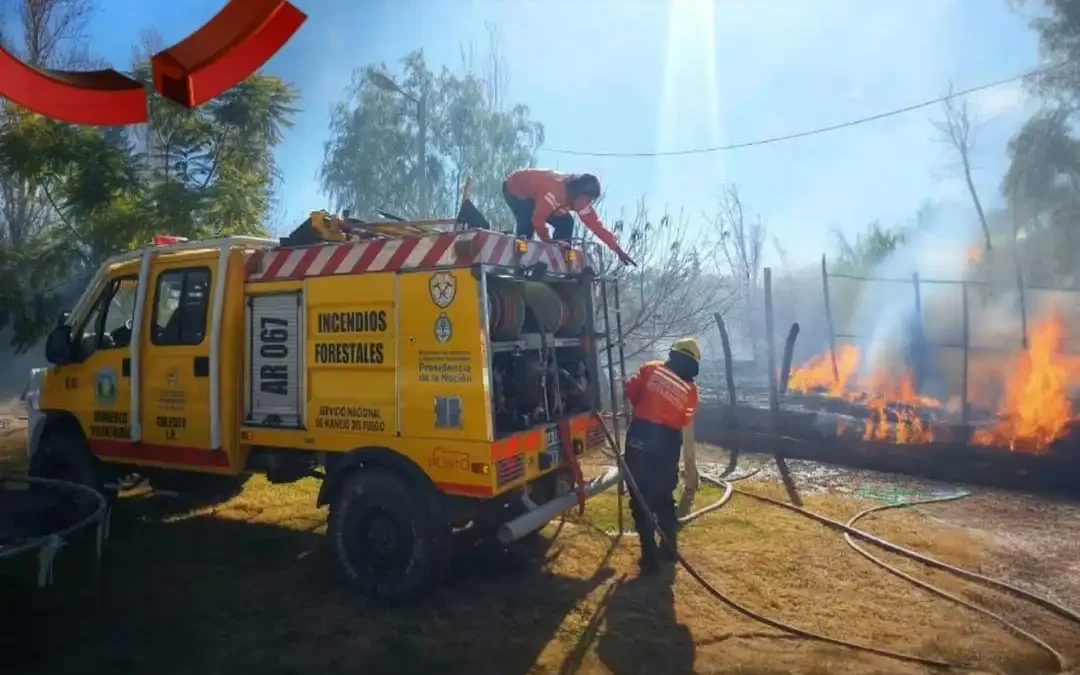 Bomberos controlaron incendio en una finca en La Puntilla