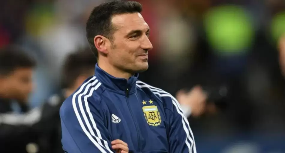 Scaloni aseguró que por contrato aún le quedan dos años frente al combinado nacional: “Habría que decirle al presidente que me firme 15 años y yo firmo”