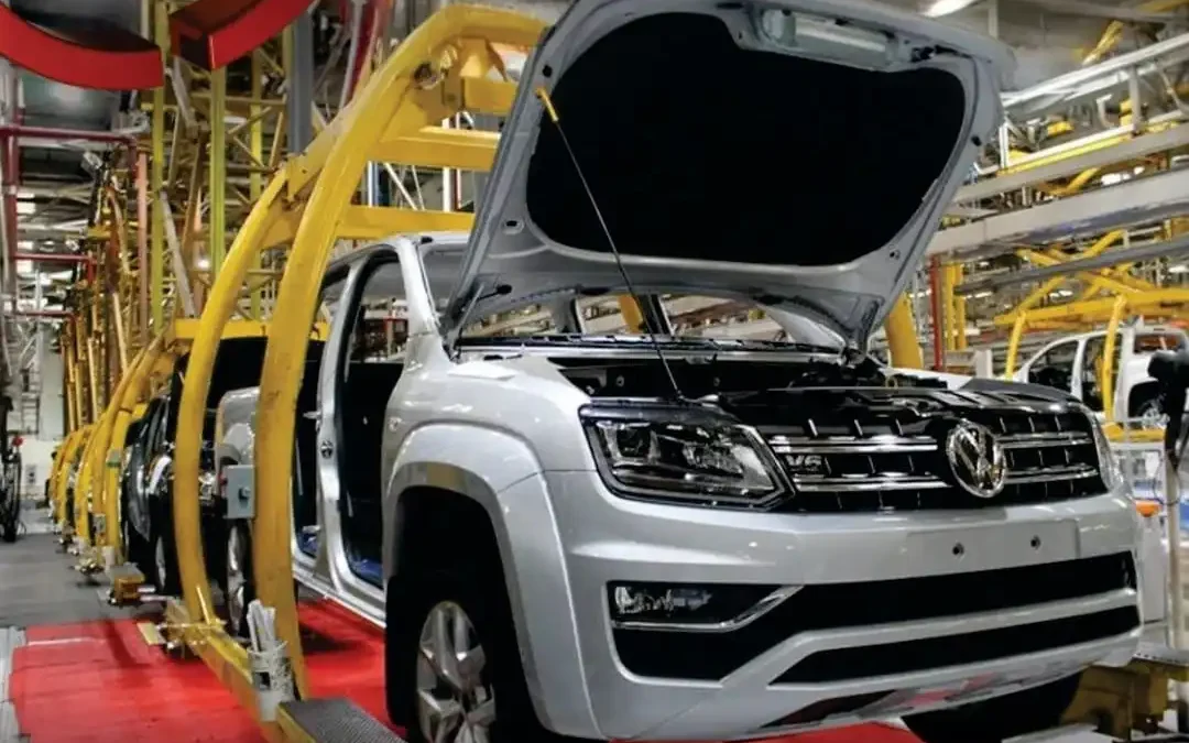 La producción de autos en argentina cayó un 40 % en junio respecto al año anterior, afectada por ventas y exportaciones