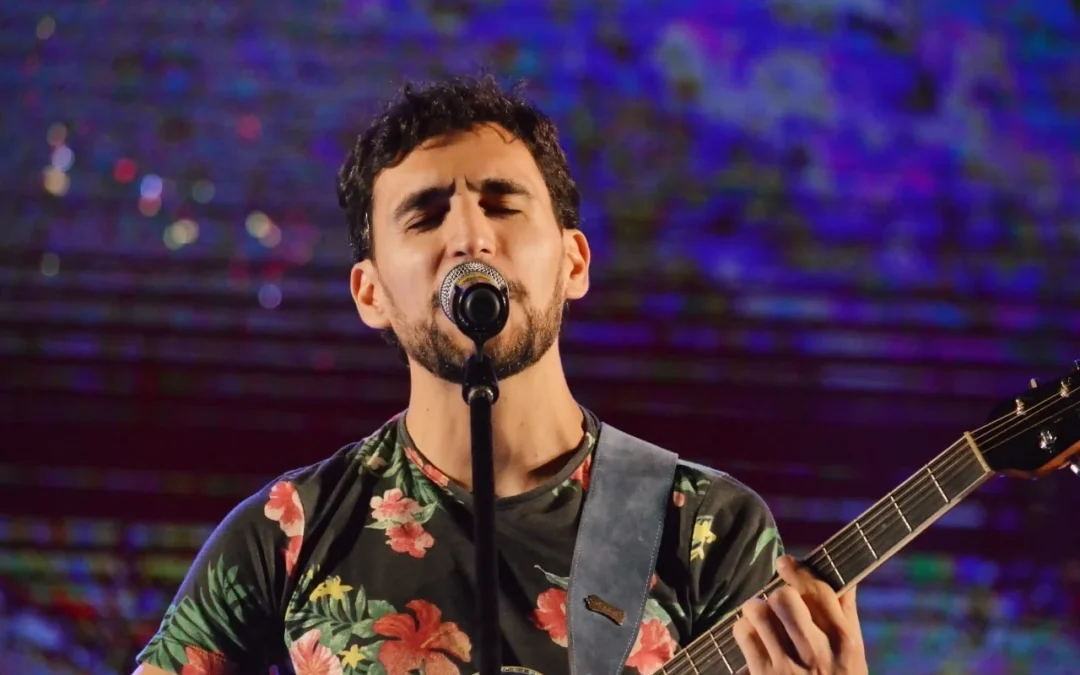 Este jueves en el Punto Digital de Chilecito a partir de las 20, Hernán Robles presenta su nuevo videoclip «Estación 2»
