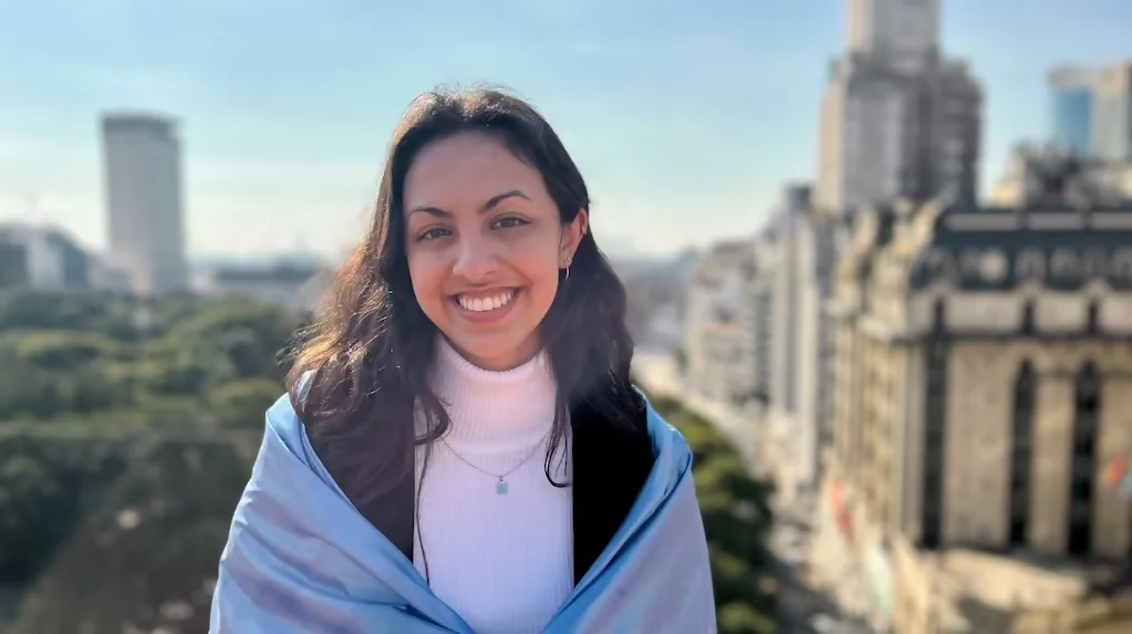 La argentina Martina Bahiana Basgall Sequeira fue seleccionada entre los 10 mejores estudiantes del mundo, al Global Student Prize, premio que busca reconocer a “estudiantes excepcionales”, entre 11 mil postulantes de 176 países