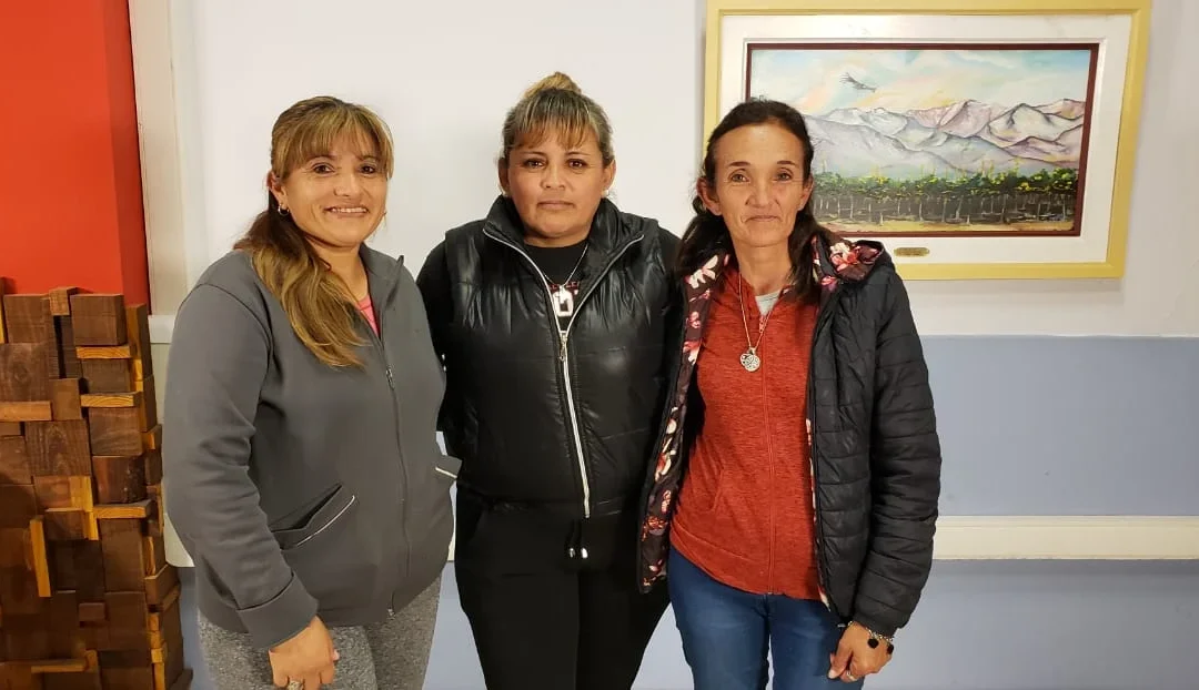 Vecinos organizan festejo por el 17 aniversario del Barrio Las Torres. Destacaron la colaboración de los artistas que participarán de la celebración