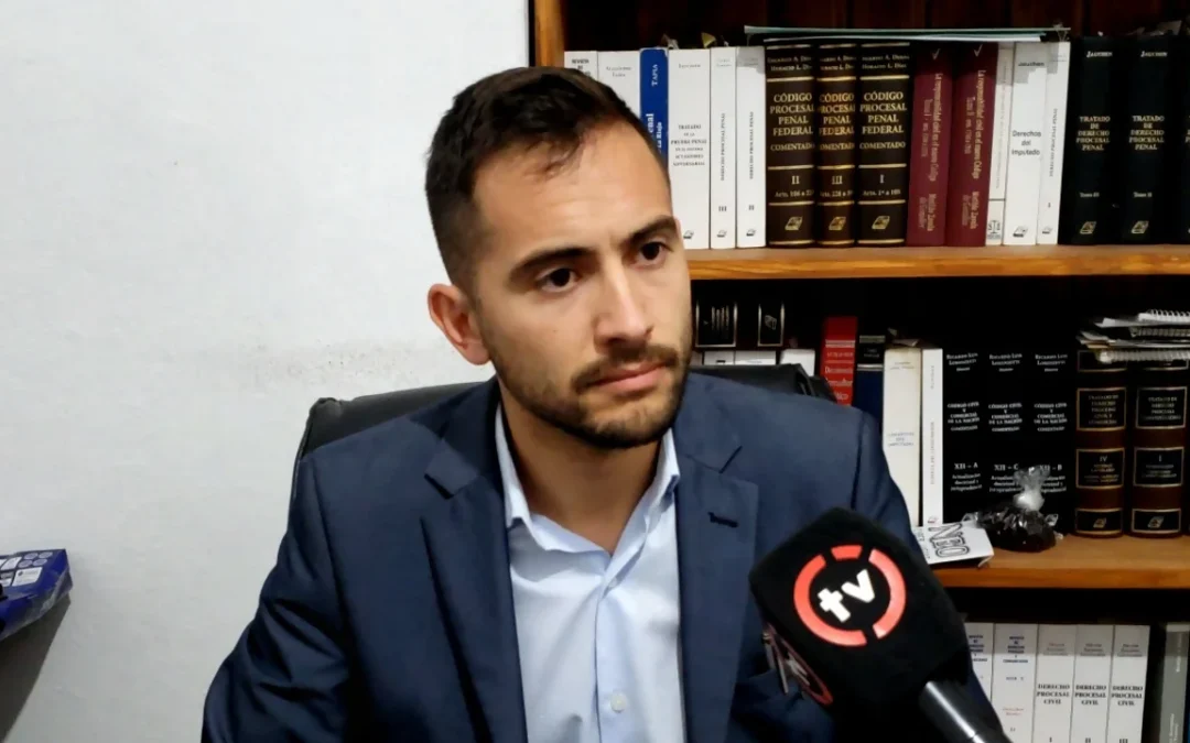 El abogado criticó la licencia de seis meses de la jueza Illanes, que ha paralizado el Juzgado Nº2 de Chilecito, agravando la mora judicial y afectando el acceso a la justicia