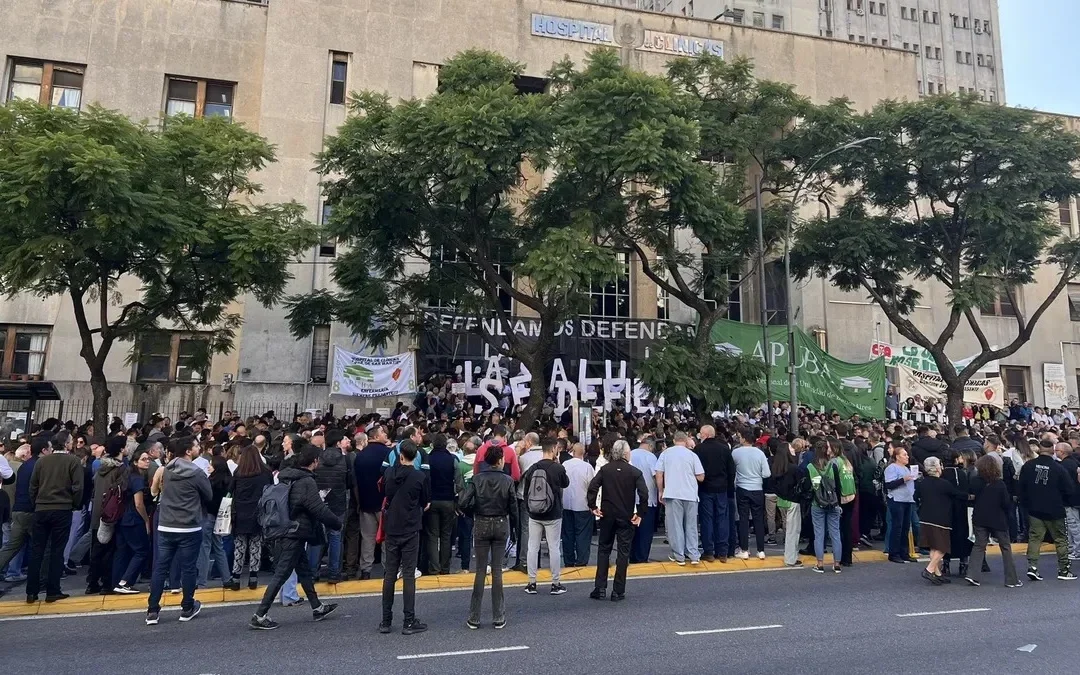 El Hospital de Clínicas de la UBA pidió mayores partidas presupuestarias: «No podemos atender todos los requerimientos que tenemos… Realmente necesitamos el presupuesto para funcionar”