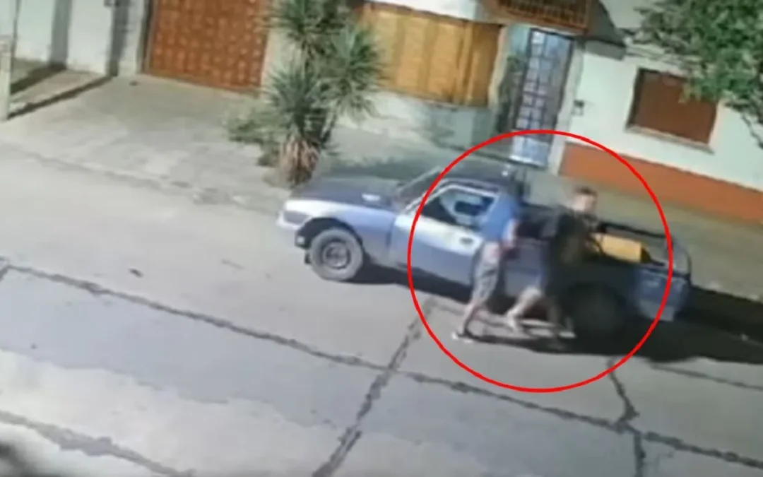 Buenos Aires: Dos delincuentes asaltaron una heladería, y uno de ellos intentó abusar de la propietaria. Es el cuarto robo desde marzo