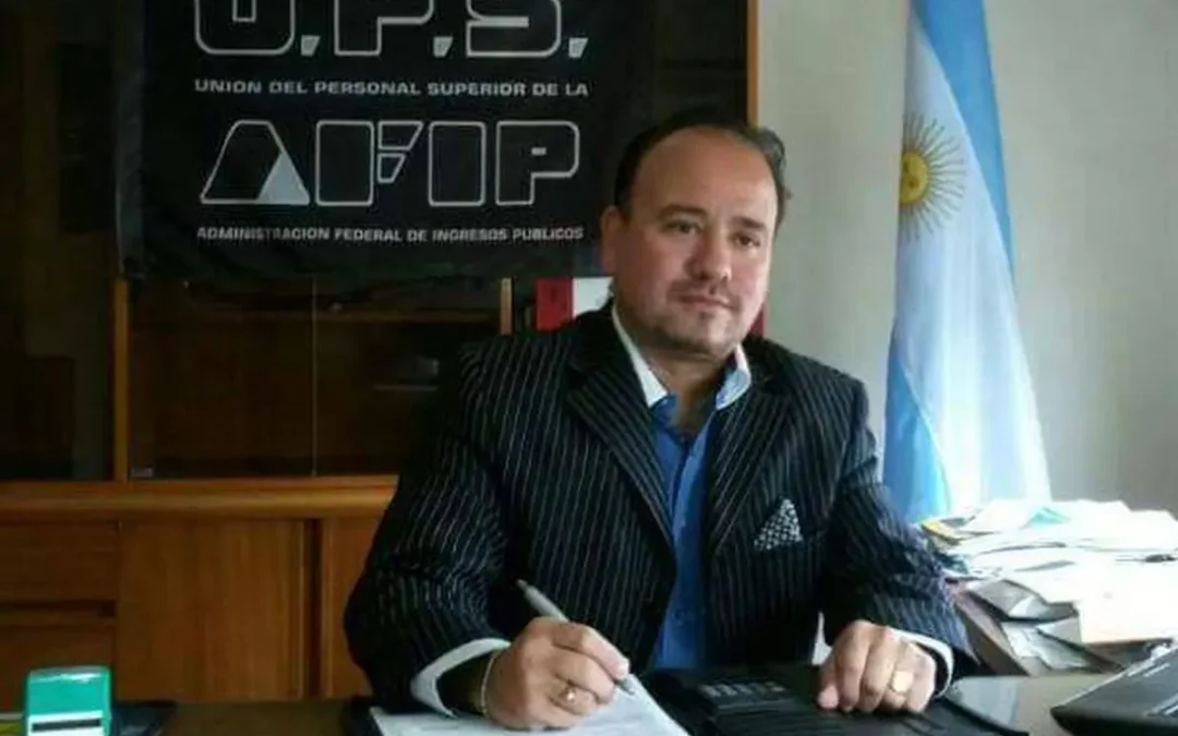 El Secretario del gremio de USP AFIP aseguró que la medida de Milei de terminar con el organismo fue un «baldazo de agua fría,» y lo acusó de estar «enamorado del modelo de Menem»