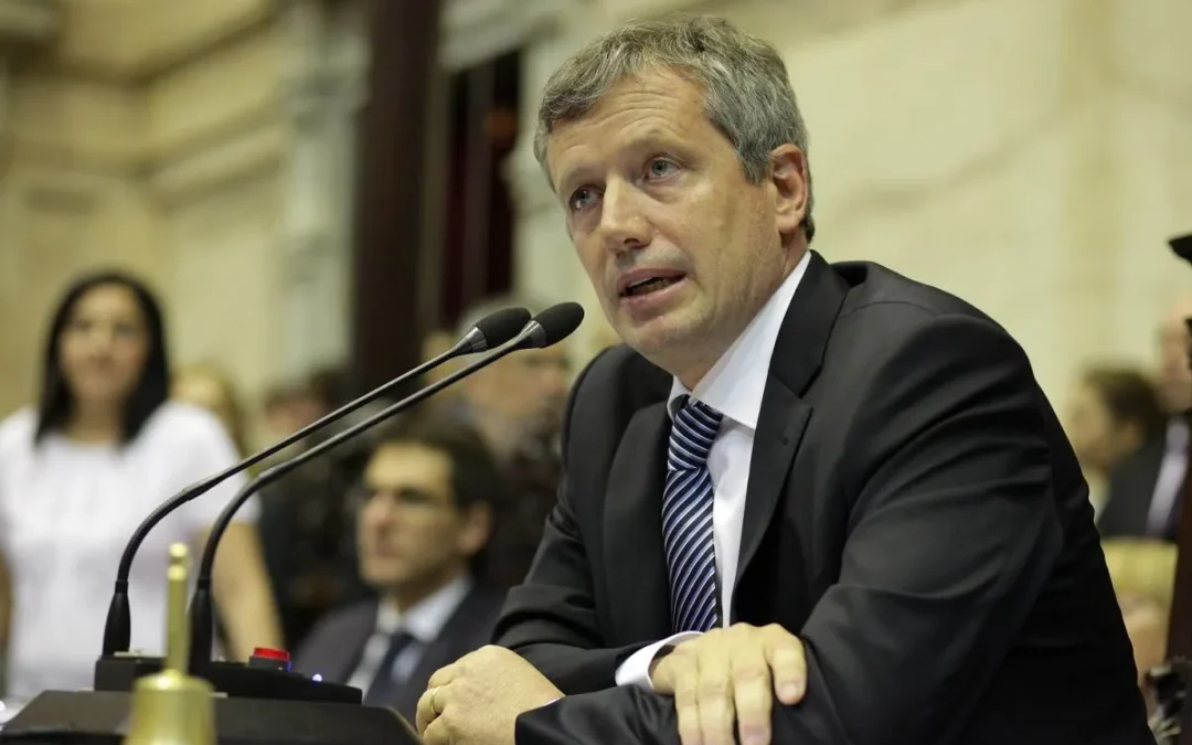 Emilio Monzó criticó duramente a Milei: «Tiene una patología narcisista y no tiene empatía con el otro»