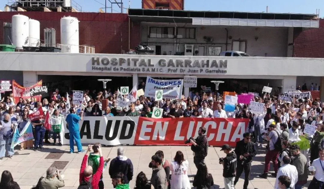 La presidenta de la Asociación de Profesionales y Técnicos del Hospital Garrahan, se refirió al conflicto salarial: «Estamos muy por debajo de la canasta familiar y los trabajadores empiezan a ver la opción de irse»